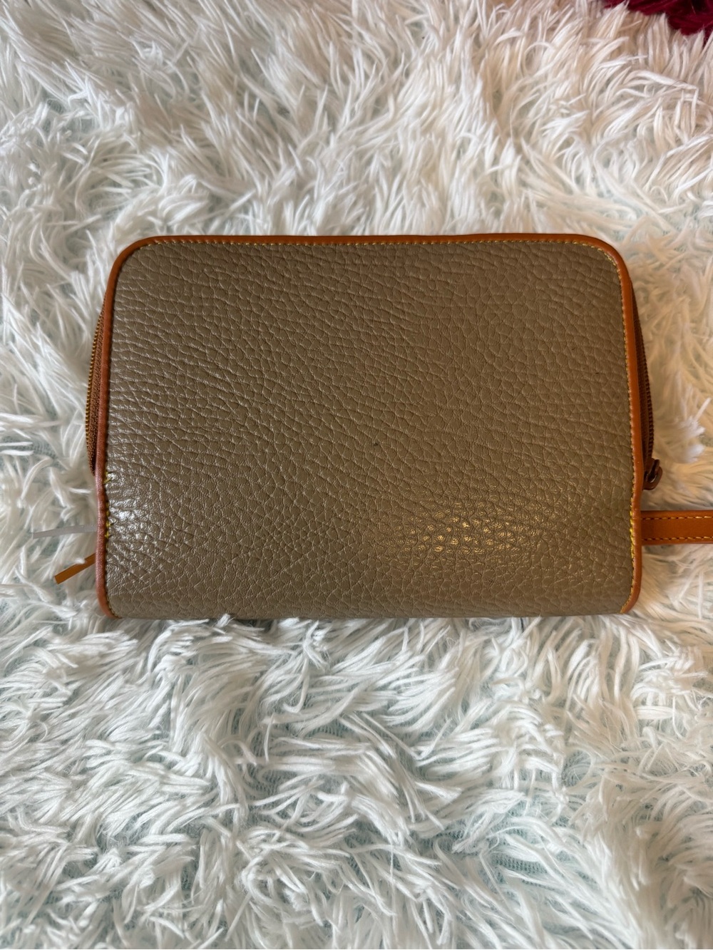 Olive Green Pebbled Leather Planner/Journal with Tan Trim - Picture 2 of 14